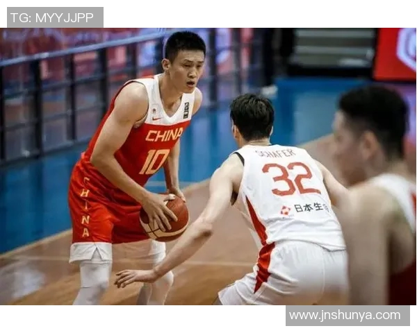 武汉篮球队战术解析与对手对比深度剖析